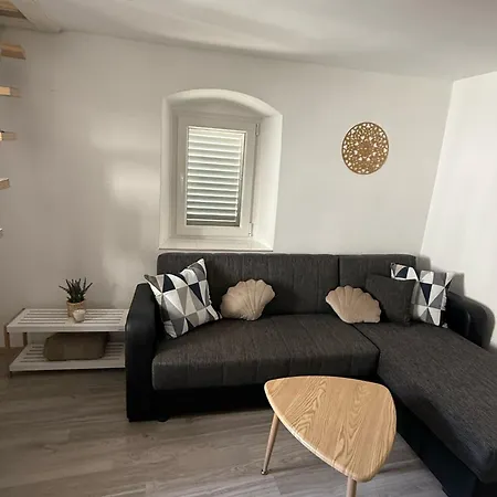 Minihouse